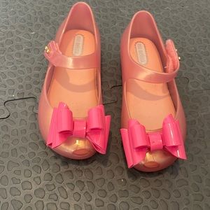 COPY - Mini Melissa Bow Sandals. Size 8